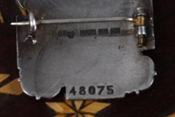 SKRIN SAMT BROSCH, trä resp silver, Finland, 1940-tal.