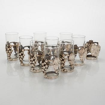 A set of 8 + 1 mid 20th century drinking glasses, silver and glas,  Rancho Alegre Mexico.