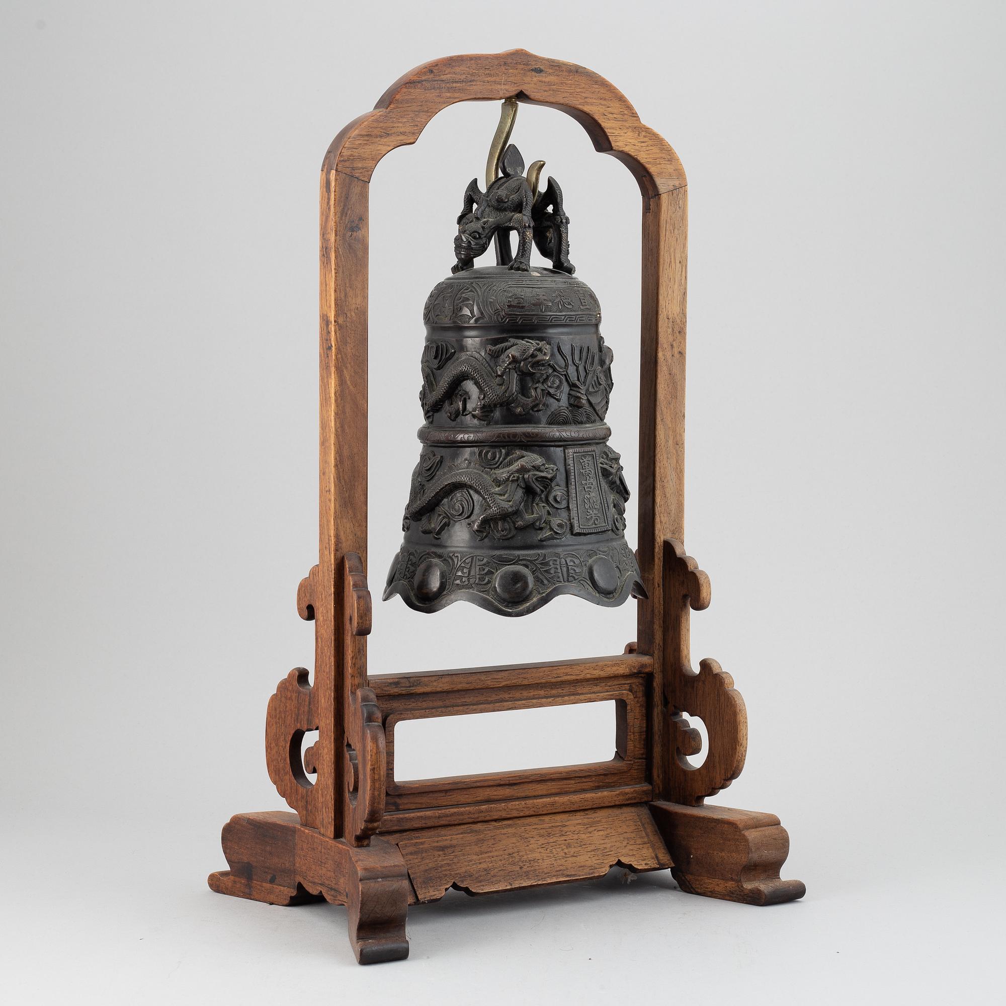 A Chinese bronze bell, early 20th Century.