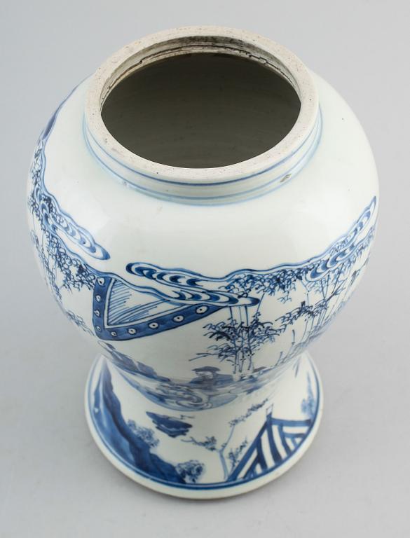 VAS, porslin. Qingdynastin, Kangxi (1662-1722).