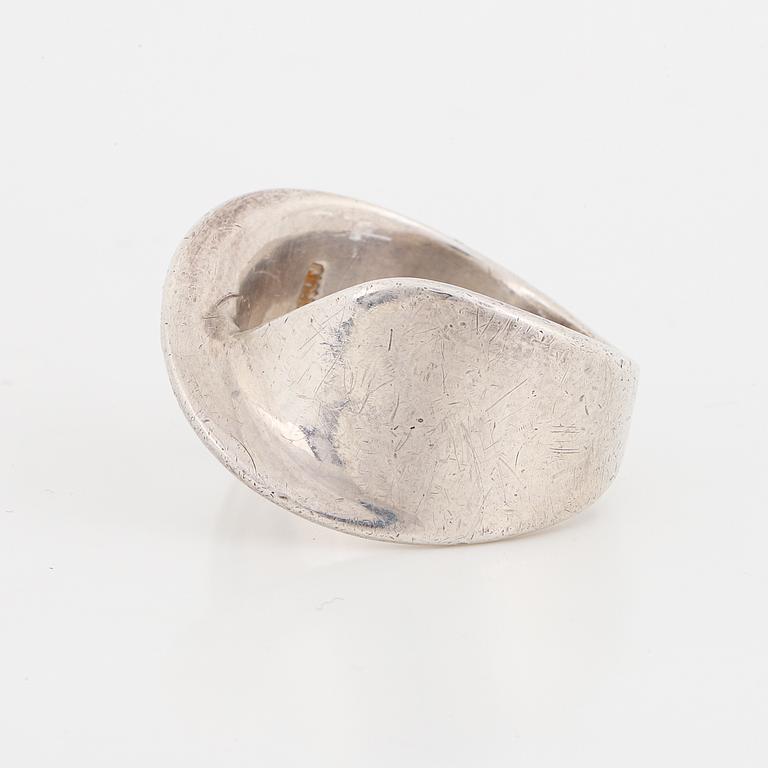 Vivianna Torun Bülow Hübe, a sterling "Moebius" ring, Jakarta Indonesia.