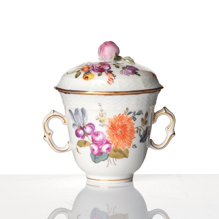 A Vienna trembleuse chocholate cup with cover, 18th Century.