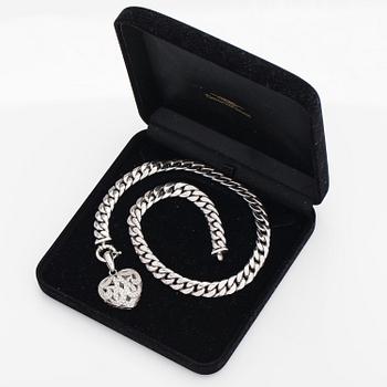 An 14K white gold necklace with diamonds ca. 2.95 ct in total.