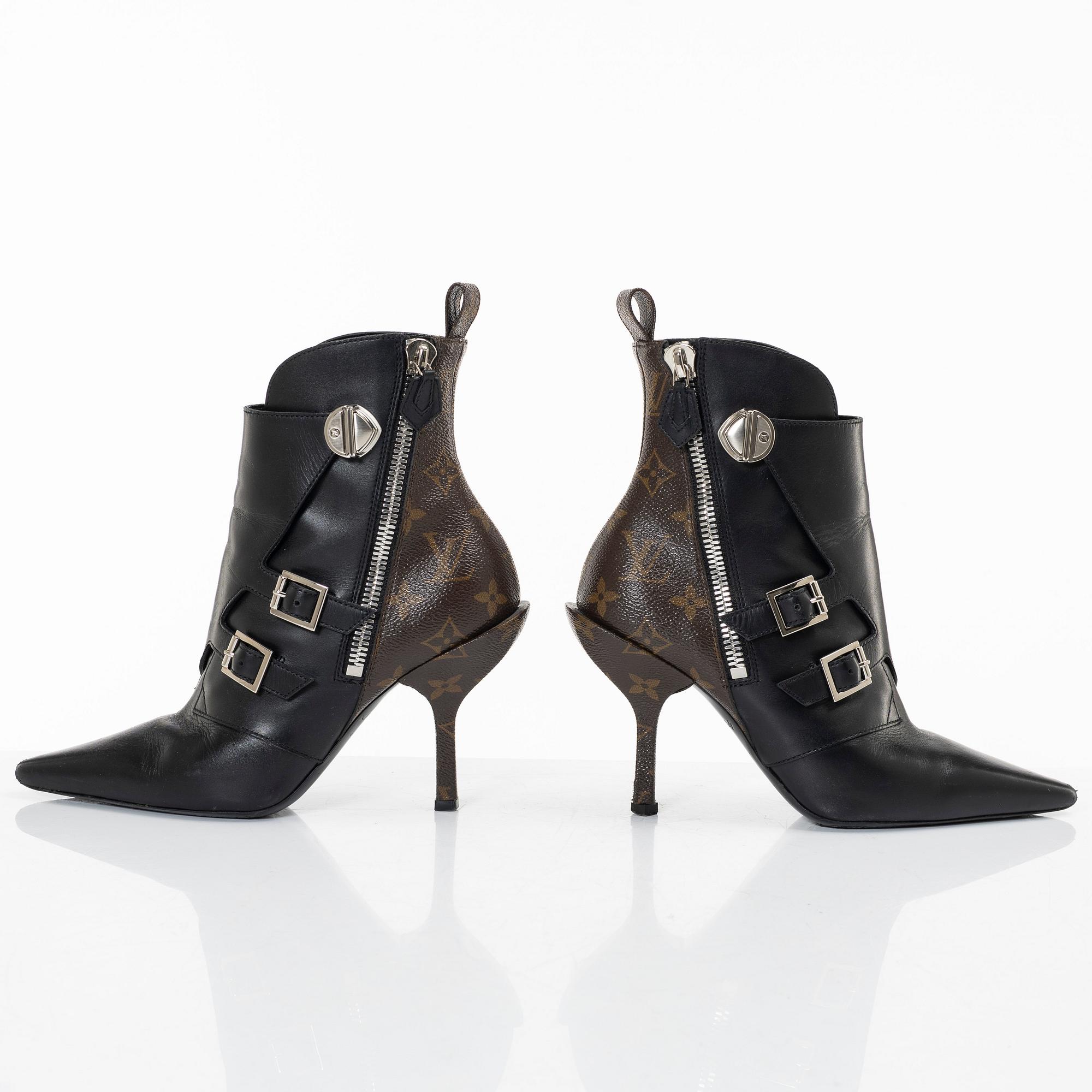 Louis Vuitton, ankle boots, "Monogram Janet Ankle Boots", size 37.