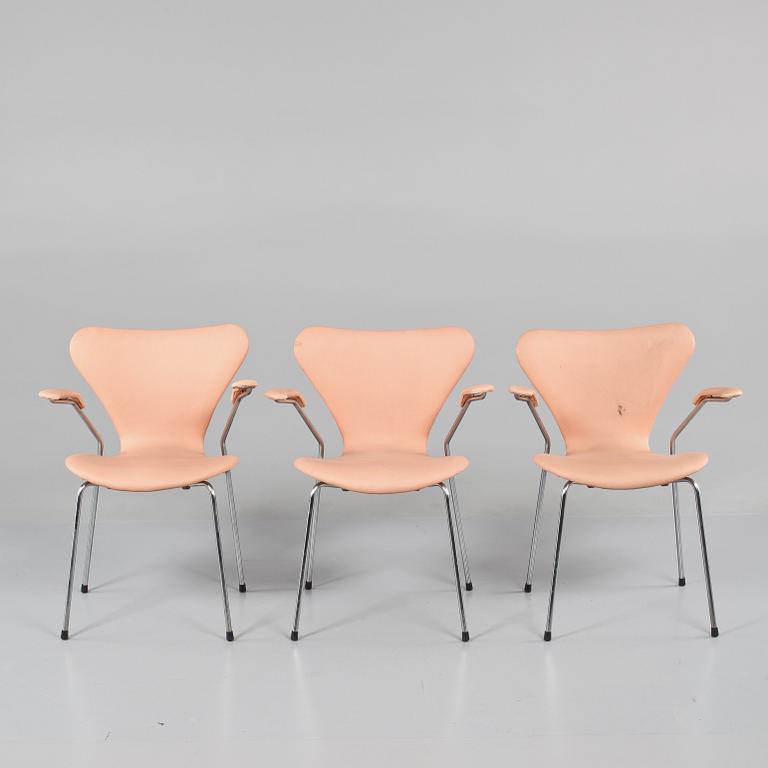 KARMSTOLAR, 3 st, "Sjuan", Arne Jacobsen, Fritz Hansen, 1967, 1969 respektive 1971.