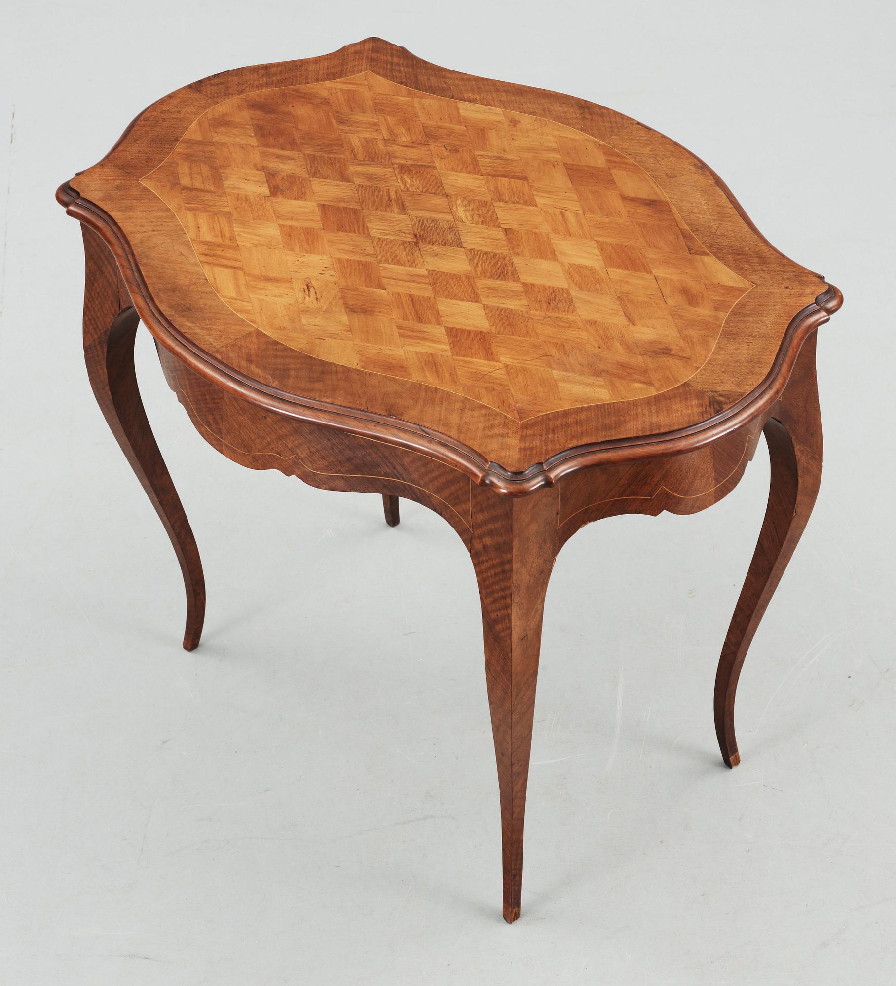 BORD, rokokostil, 1900-talets början.