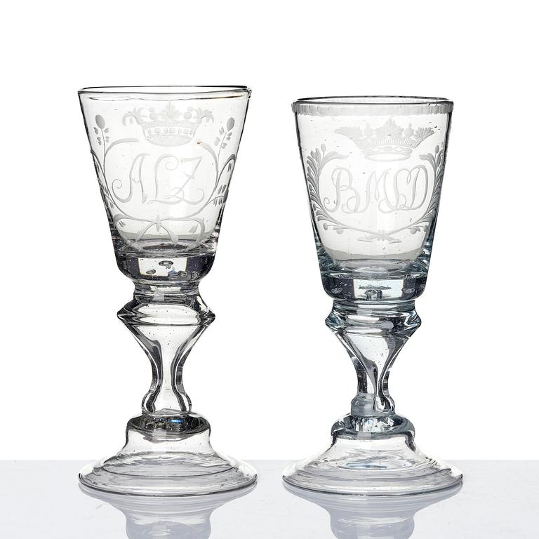 Glas, två stycken, 1700-tal.