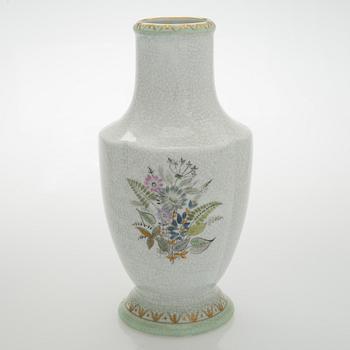A ceramic vase, Arabia, first half of the 20th century.