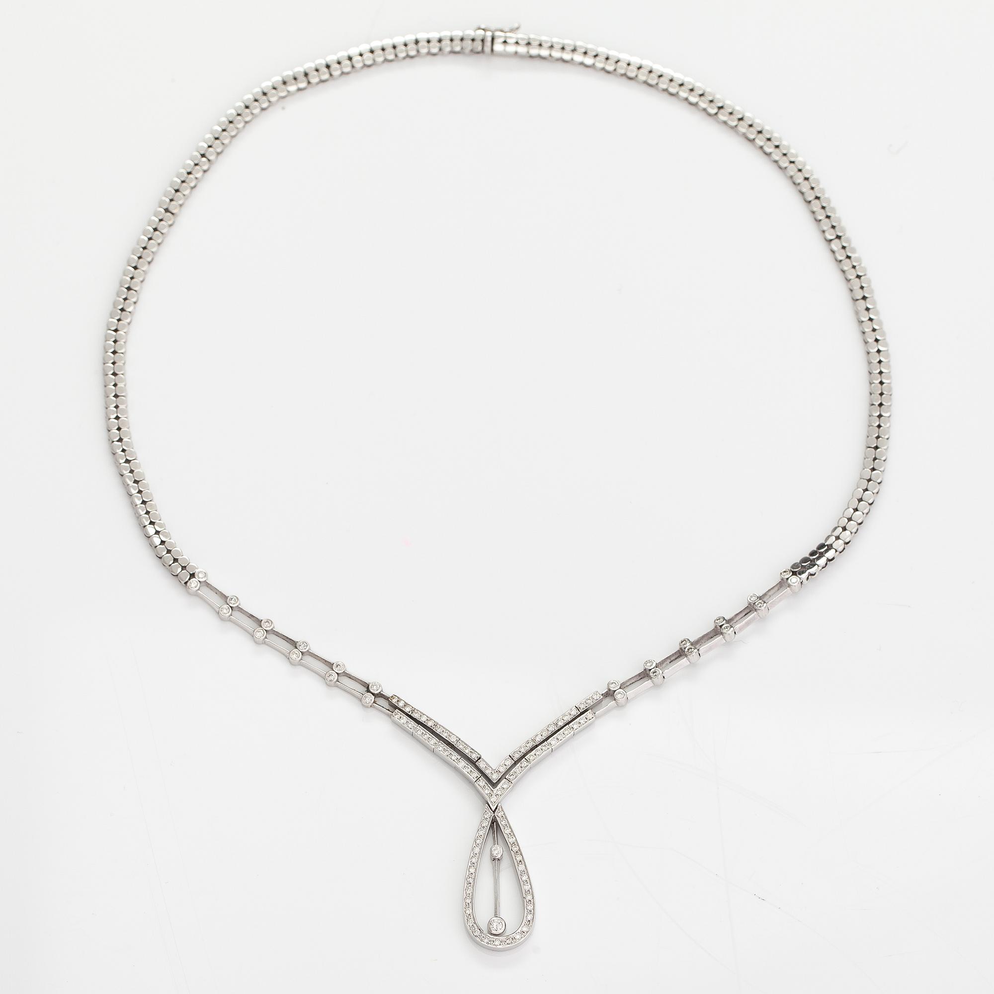 An 18K white gold necklace with diamonds ca. 1.25 ct in total.