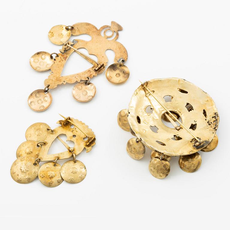 Costume jewellery, 3 pieces, gilded silver.