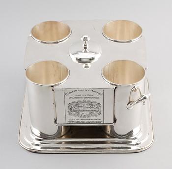 VINKYLARE, försilvrad metall, märkt Che'nas, 2000-tal.