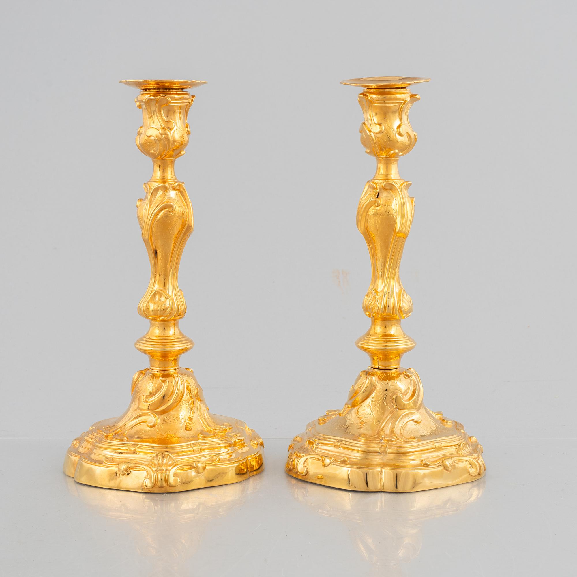 Ljusstakar, ett par, sent 1800-tal, Louis XV-stil.