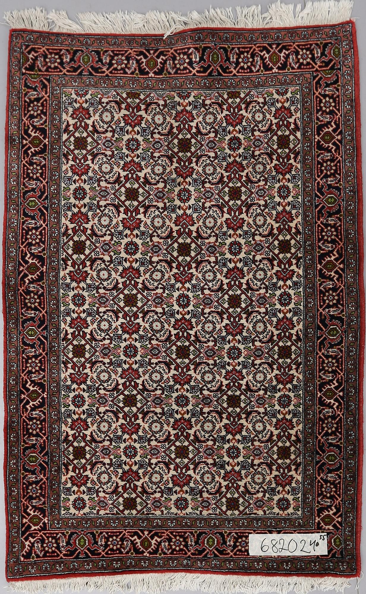 MATTA, orientalisk. Ca 134 x 87 cm.