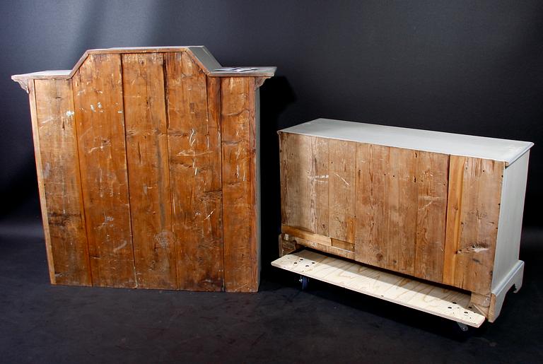 VITRINSKÅP, 1700/1800-tal.