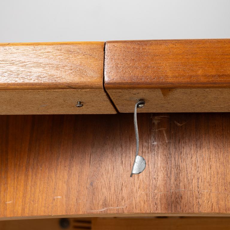 Dining table, walnut, 1960s.