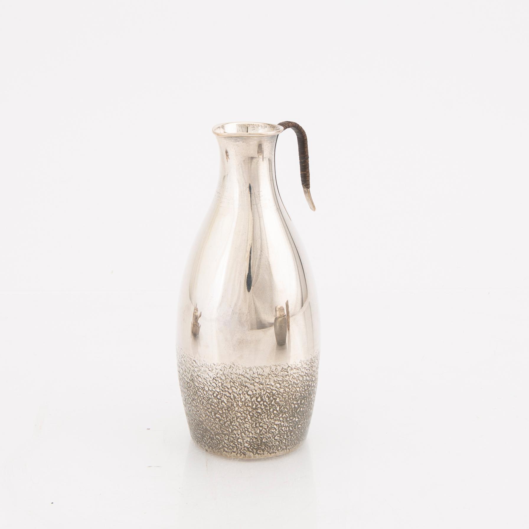 An early 20th century set of six different Japanese silver objects total weight 622 grams.