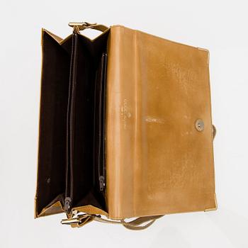 A Vintage Crossbody Bag.