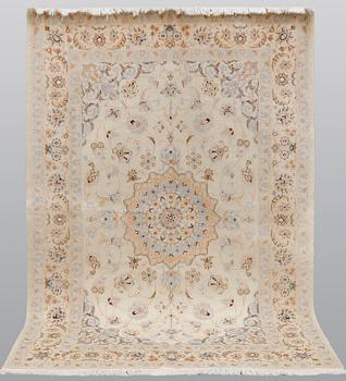 A rug Nain, Part Silk, S.K 9LAA, ca 245 x 160 cm.