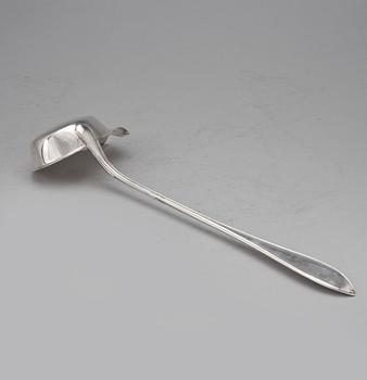 SOPPSLEV, silver, Frans Jacob Befwe, Stockholm 1918. Vikt 146 gram.