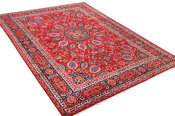 A Keshan carpet, c. 355 x 245 cm.