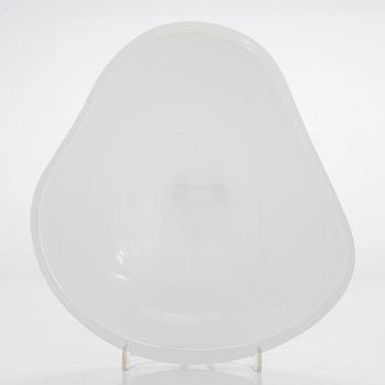 Gunnel Nyman, skål, "Äggskalet", signerad Gunnel Nyman Iittala. Formgiven 1947.