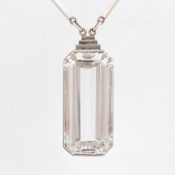 WIWEN NILSSON, rock crystal necklace.