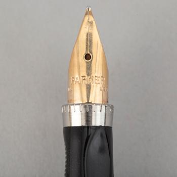 PARKER, a sterling silver fountain pen.