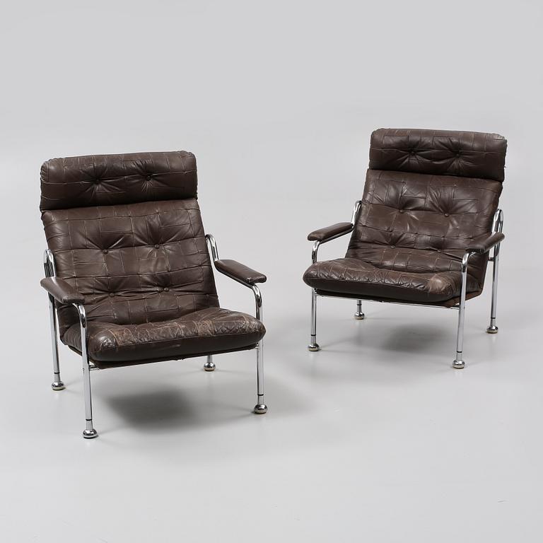 FÅTÖLJER, ett par, 1960-tal.