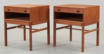 SÄNGBORD / HALLBORD, ett par, Tingströms, 1950-tal.