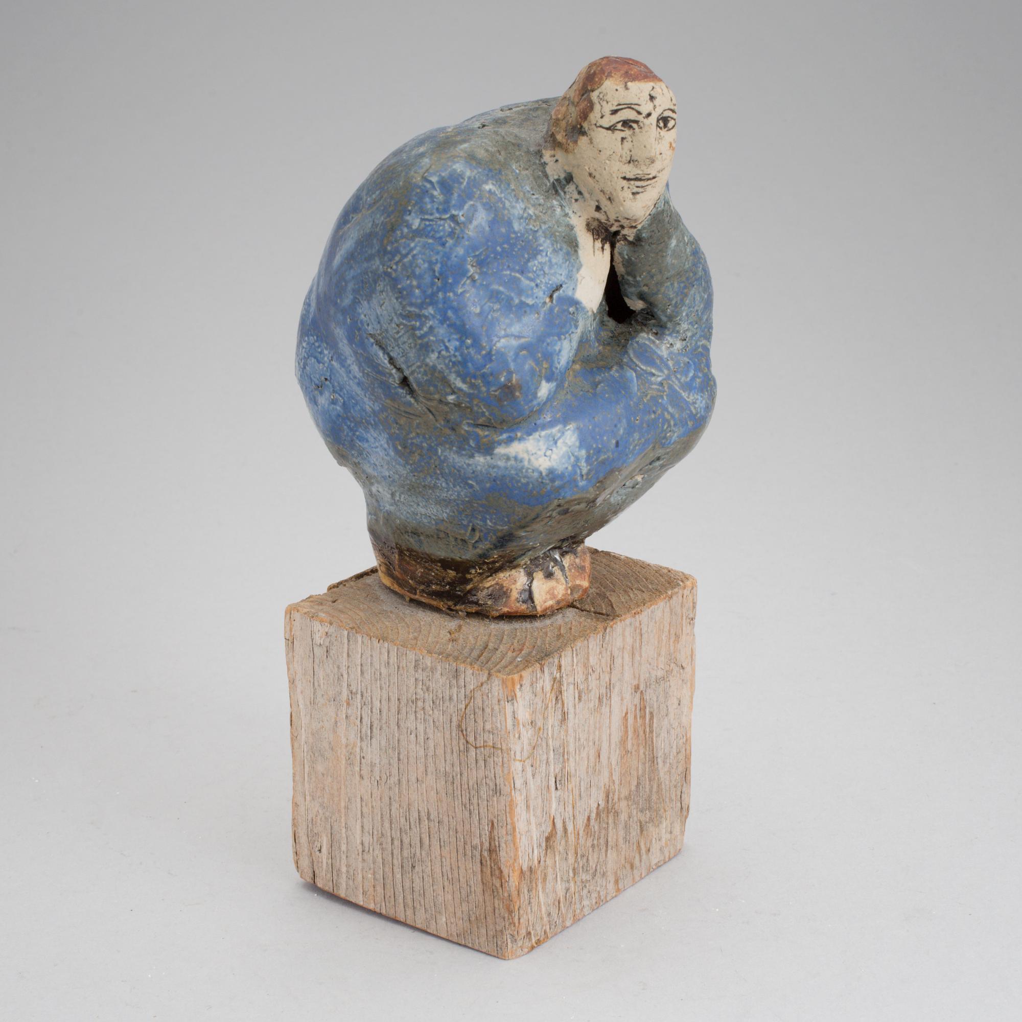 A stoneware sculpture designed by Lisa Larson for Gustavsberg. Unique.