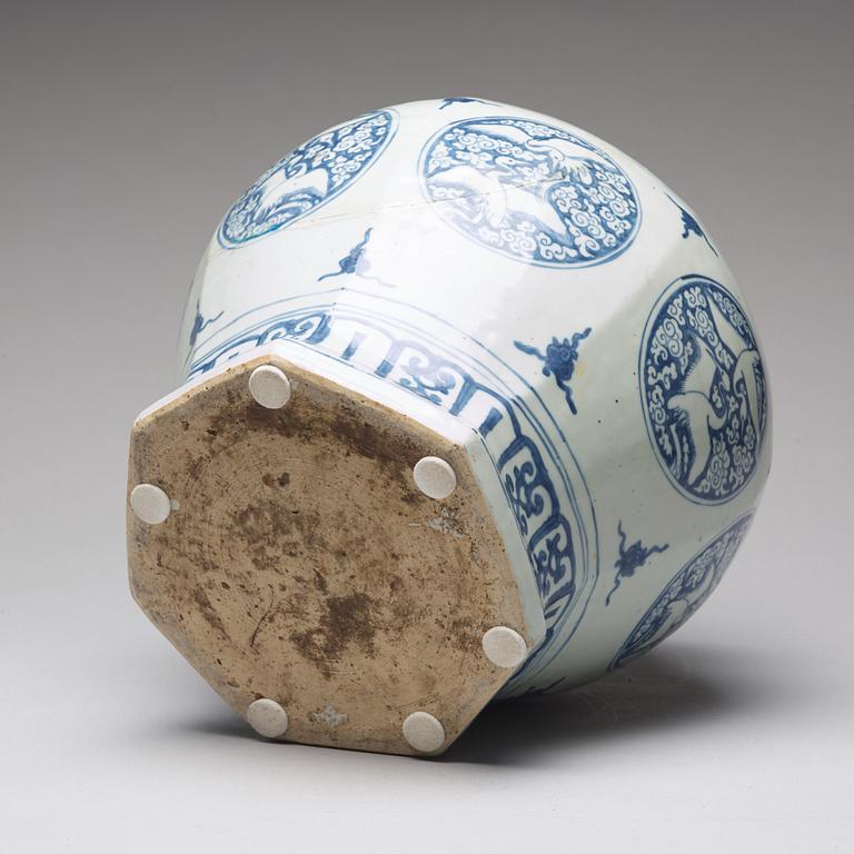 A blue and white jar, Ming dynasty, 16th Century.