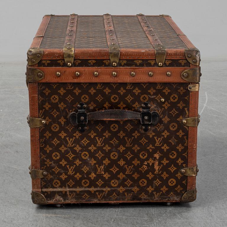 LOUIS VUITTON, koffert, tidigt 1900-tal.