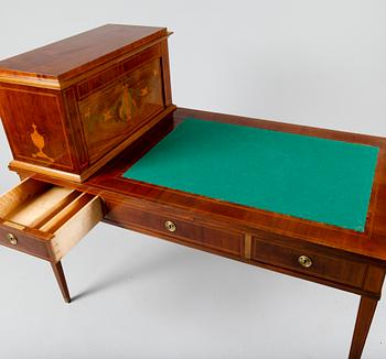 SKRIVBORD, gustaviansk stil, tidigt 1900-tal.