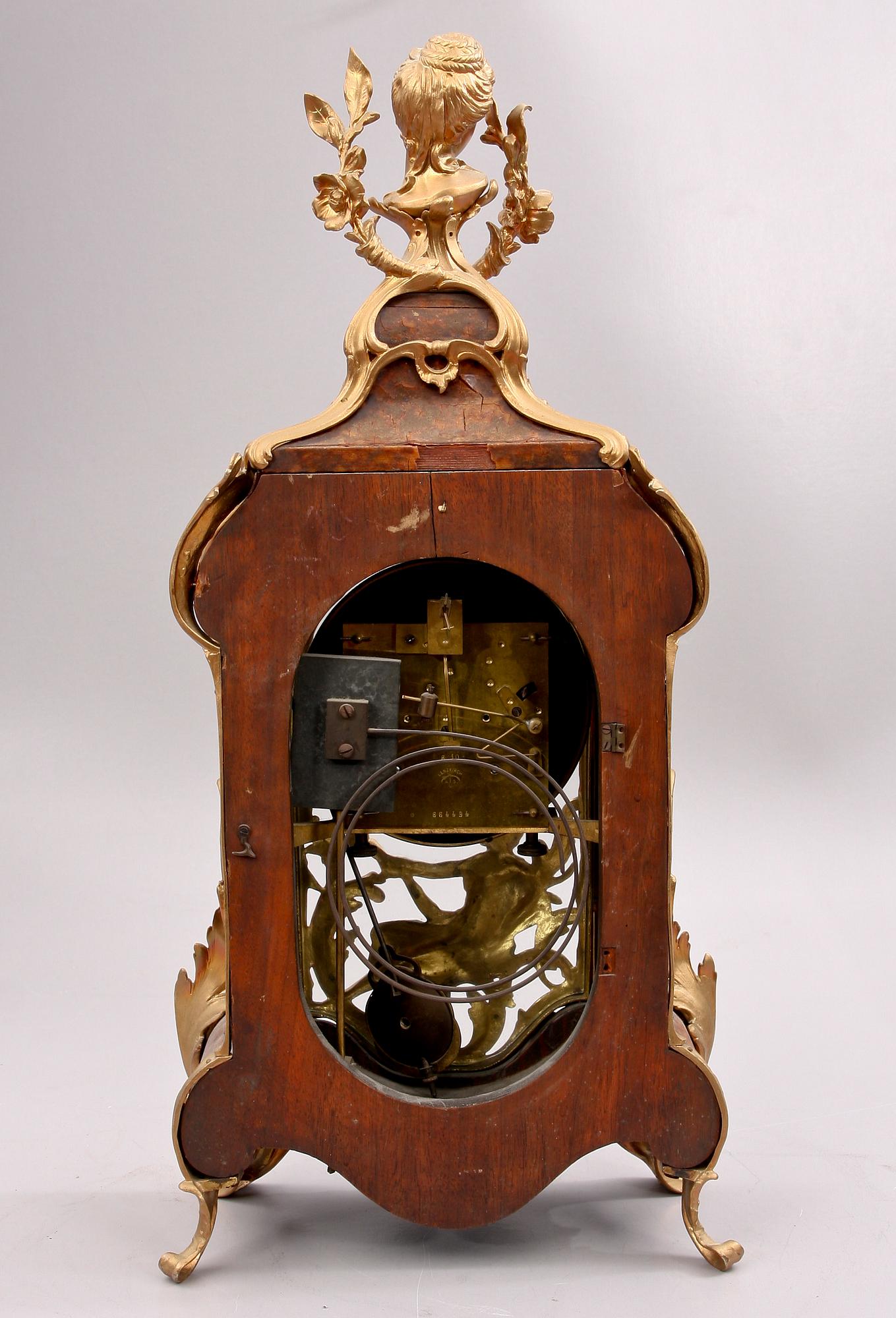 BORDSPENDYL, rokokostil, Lenzkirch, sekelskiftet 1800/1900.