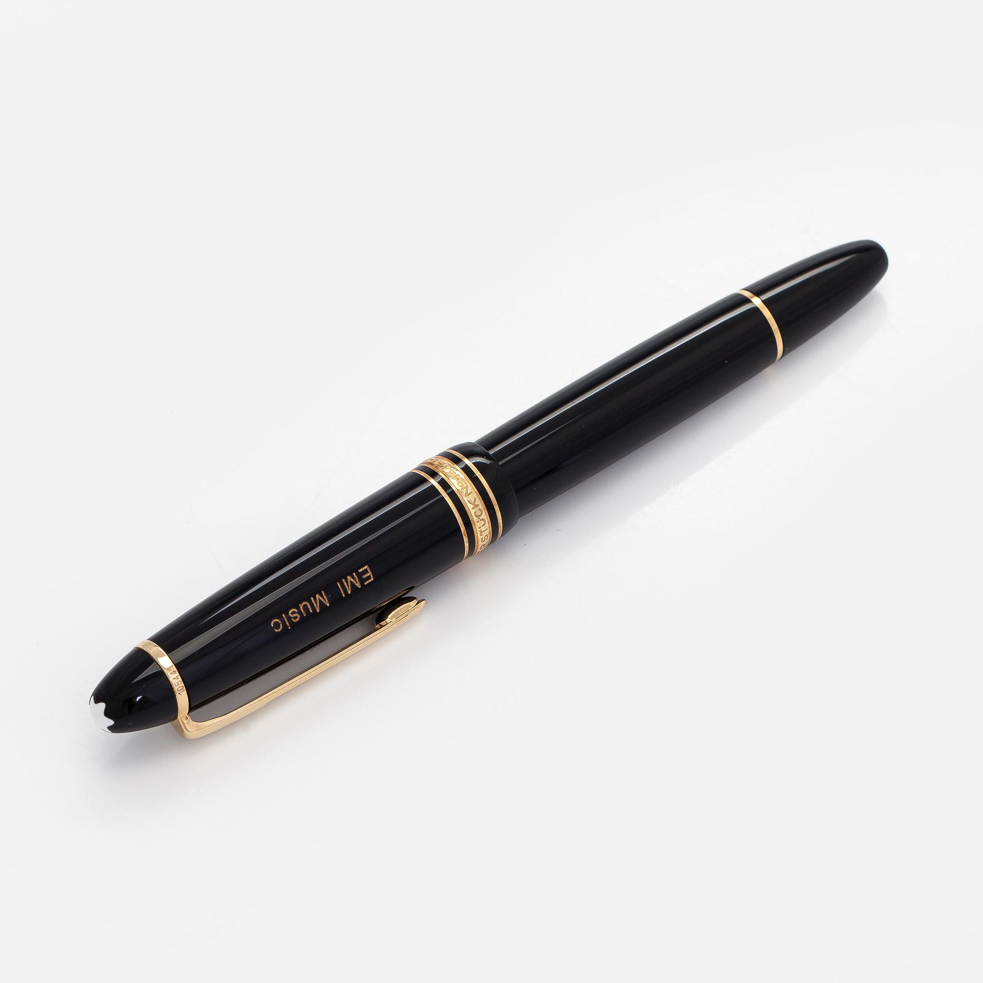 Montblanc, a Meisterstück fountain pen.