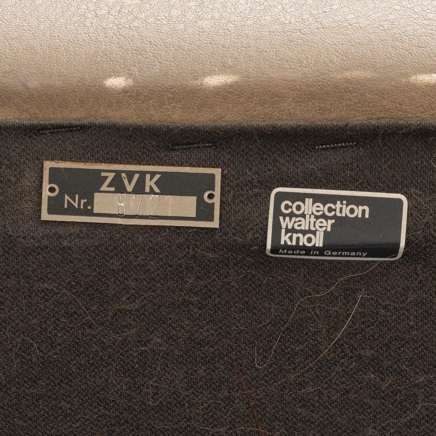 Jürgen Lange,  a pair of 'Studio' leather lounge chairs from Walter Knoll, Germany.