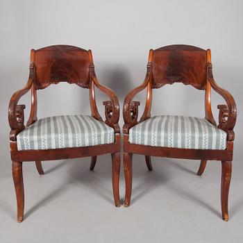 KARMSTOLAR, ett par, Ryssland 1820-tal.