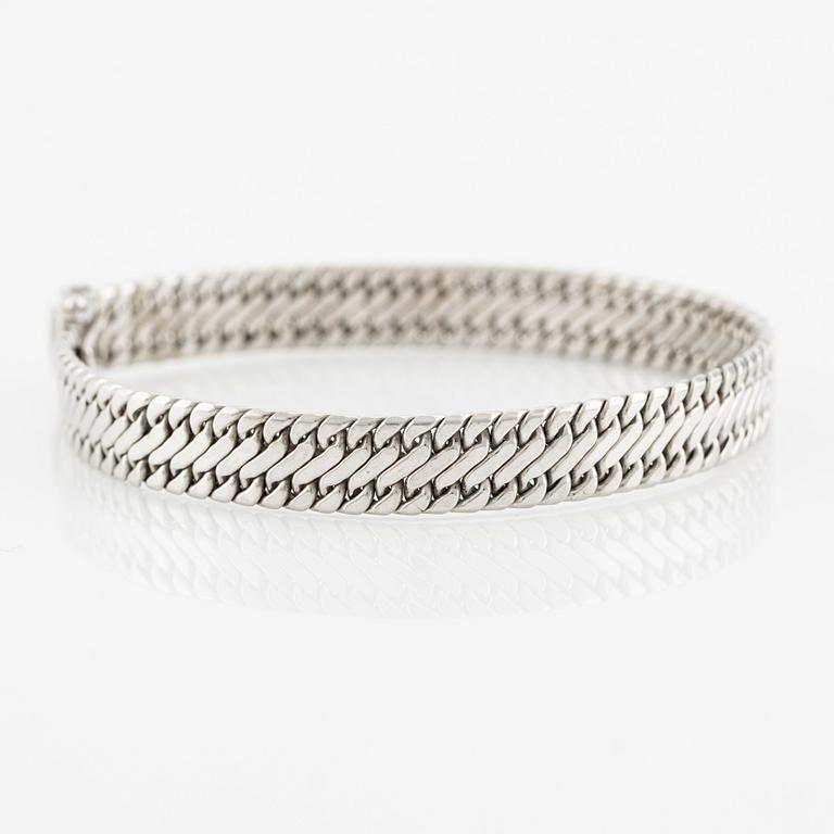 Bracelet 18K white gold.