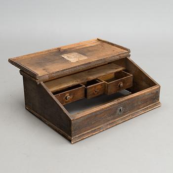 WRITING BOX, 18th century.