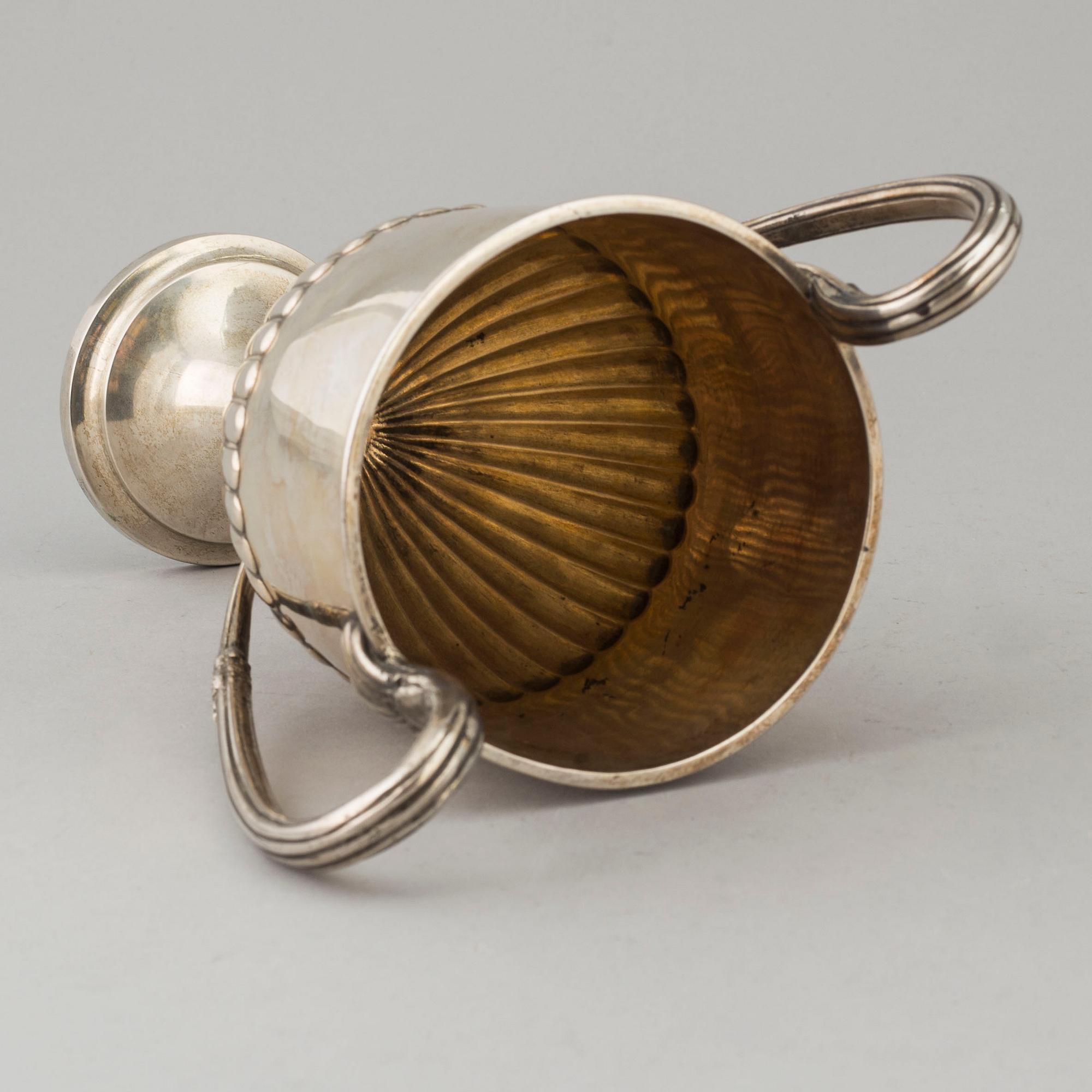 CG HALLBERG, pokal, silver, Stockholm 1893, von Rosens vapen.