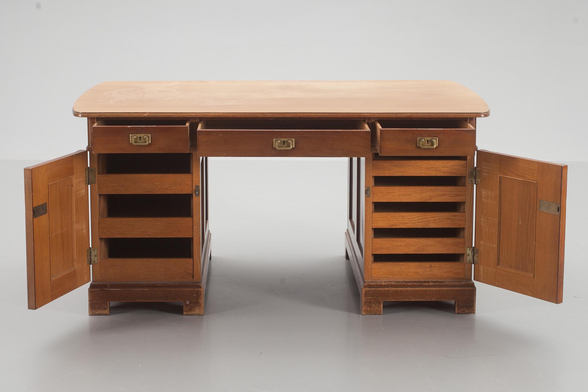 DUBBELSKRIVBORD, tidigt 1900-tal.