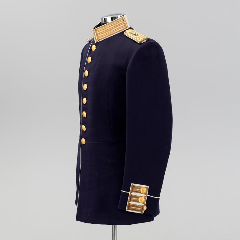 A Swedish military uniform with accessories, for officer Norrbottens Regemente I19.