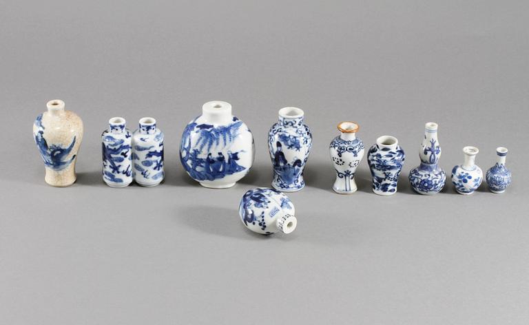 PARTI SNUSFLASKOR OCH MINIATYRVASER, 39 st, porslin, orientaliska, 1900-tal.