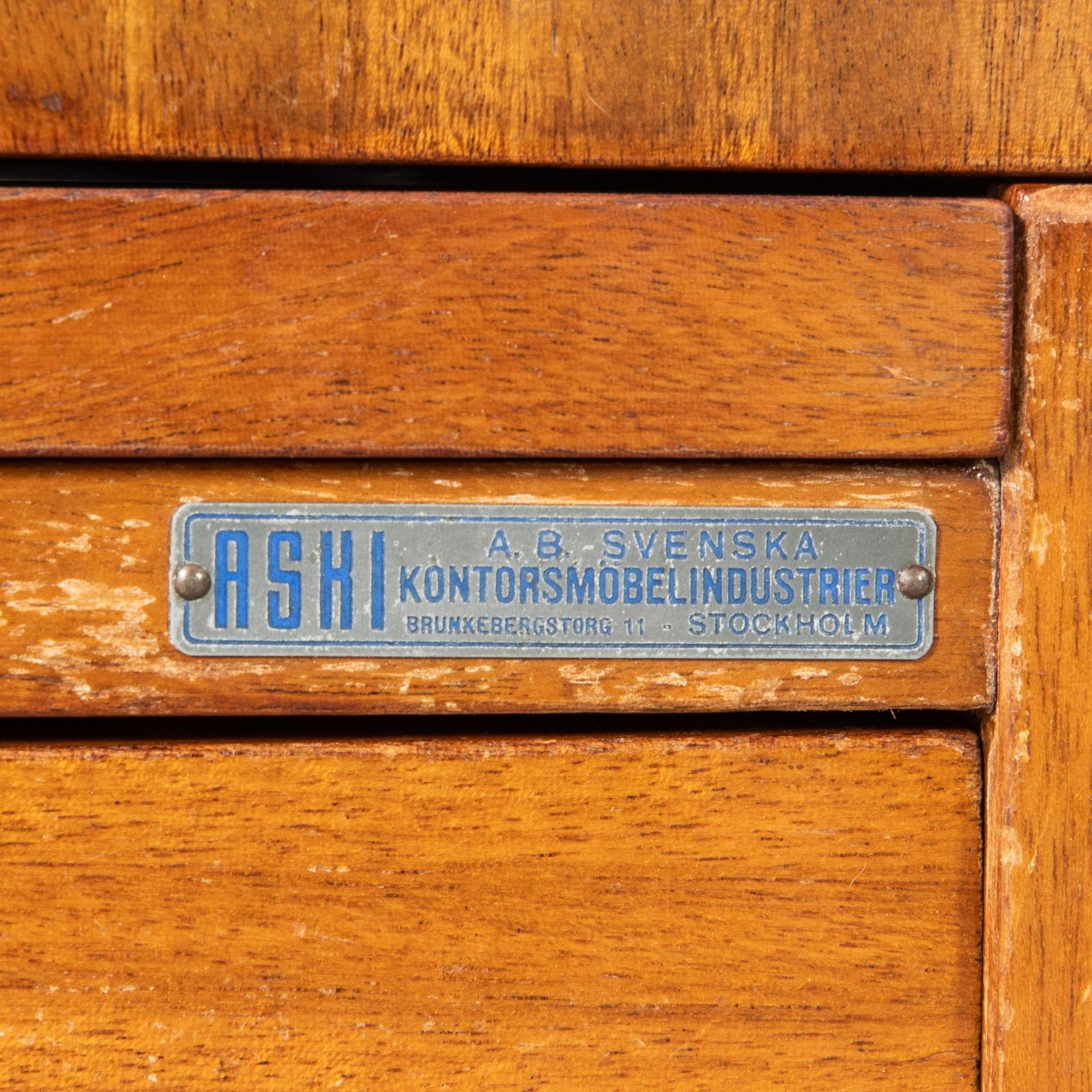 Desk, ASKI AB Swedish Office Furniture Industries, Stockholm, Bodafors, mid-20th century.