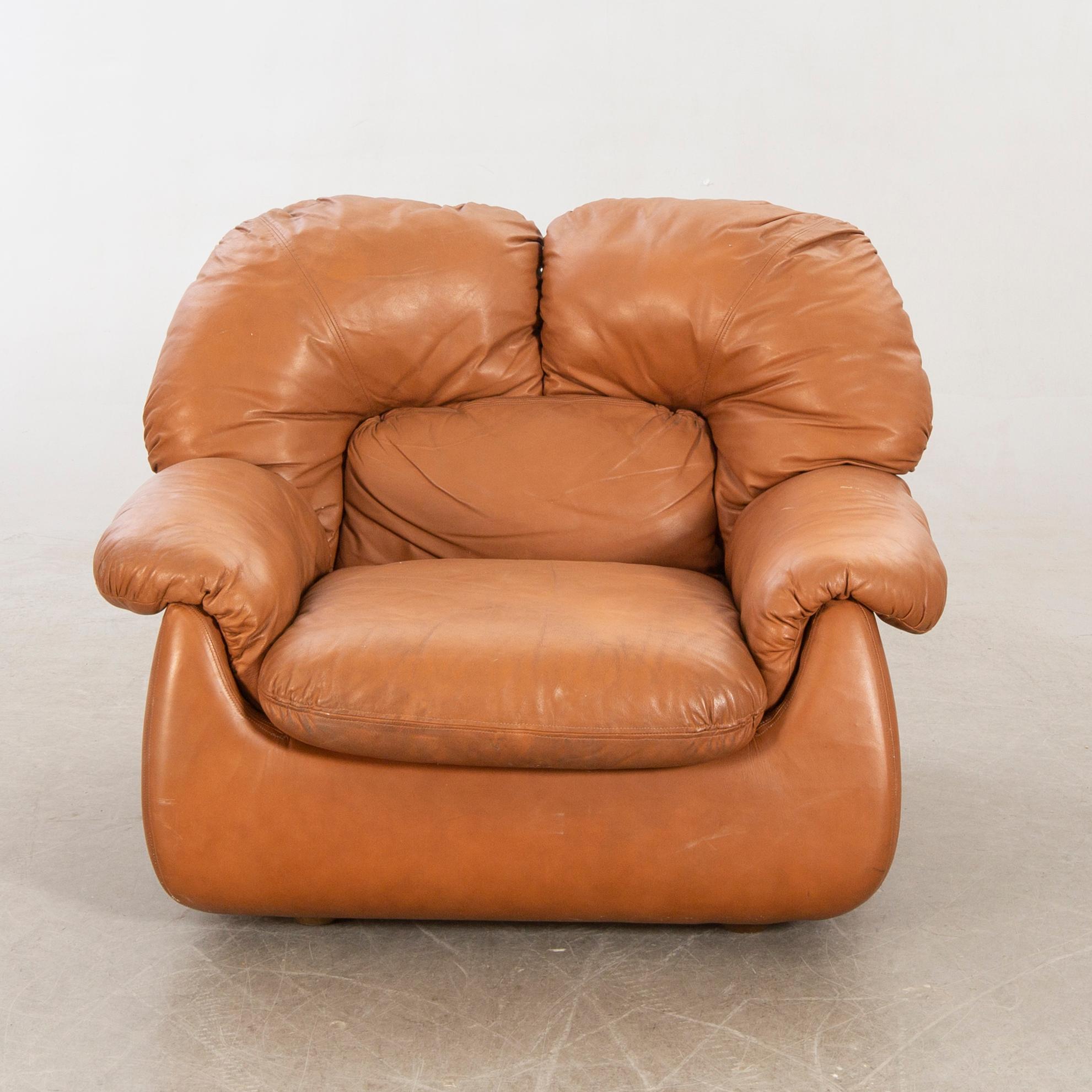 Armchair, leather, Italy, 1970s-80s.