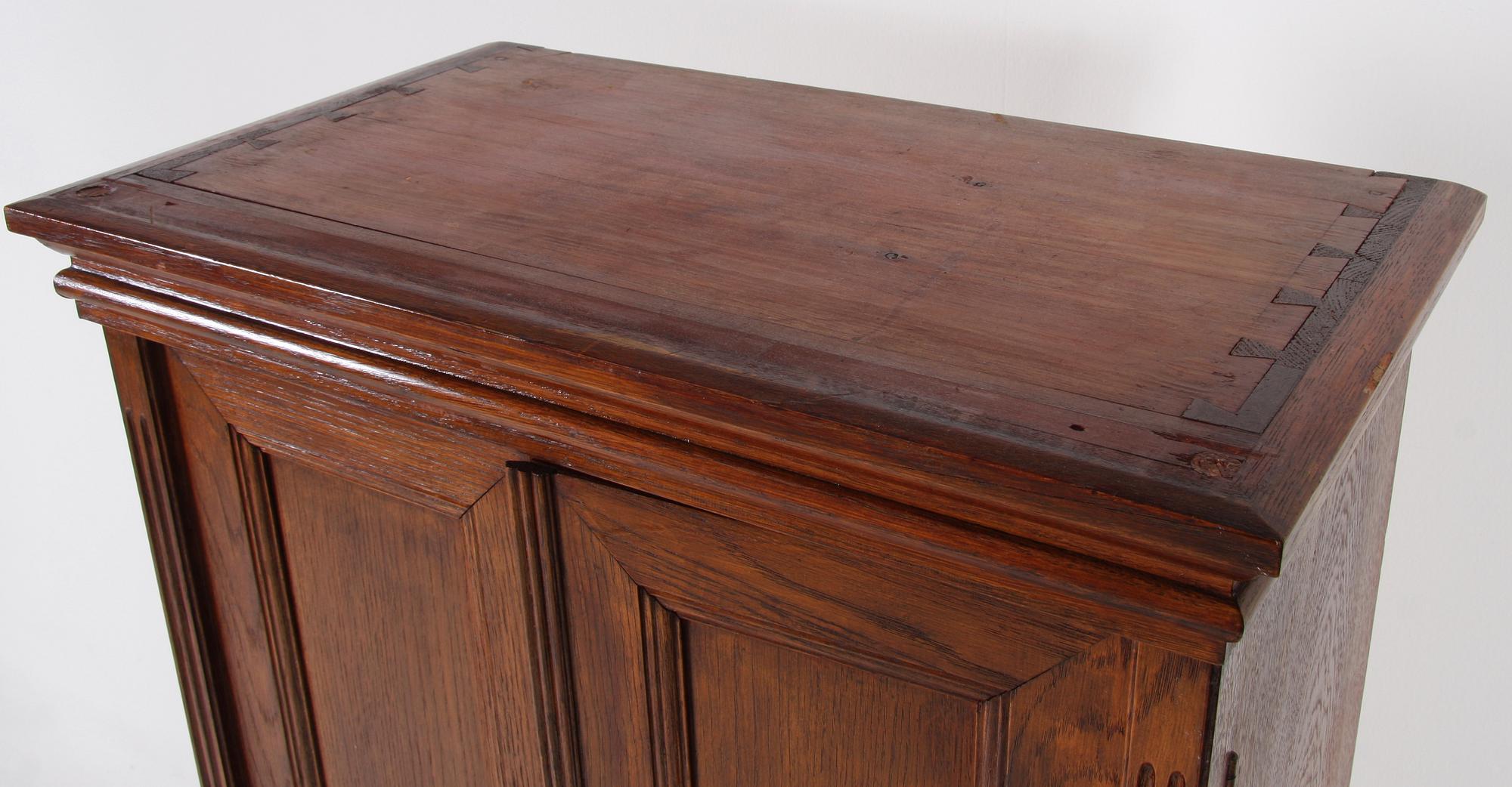 MYNTSKÅP/ARKIVSKÅP.