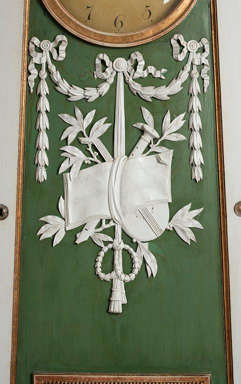 GOLVUR med spelverk, av Peter Strand 1798, med 14 stycken musikrullar. Sengustavianskt.