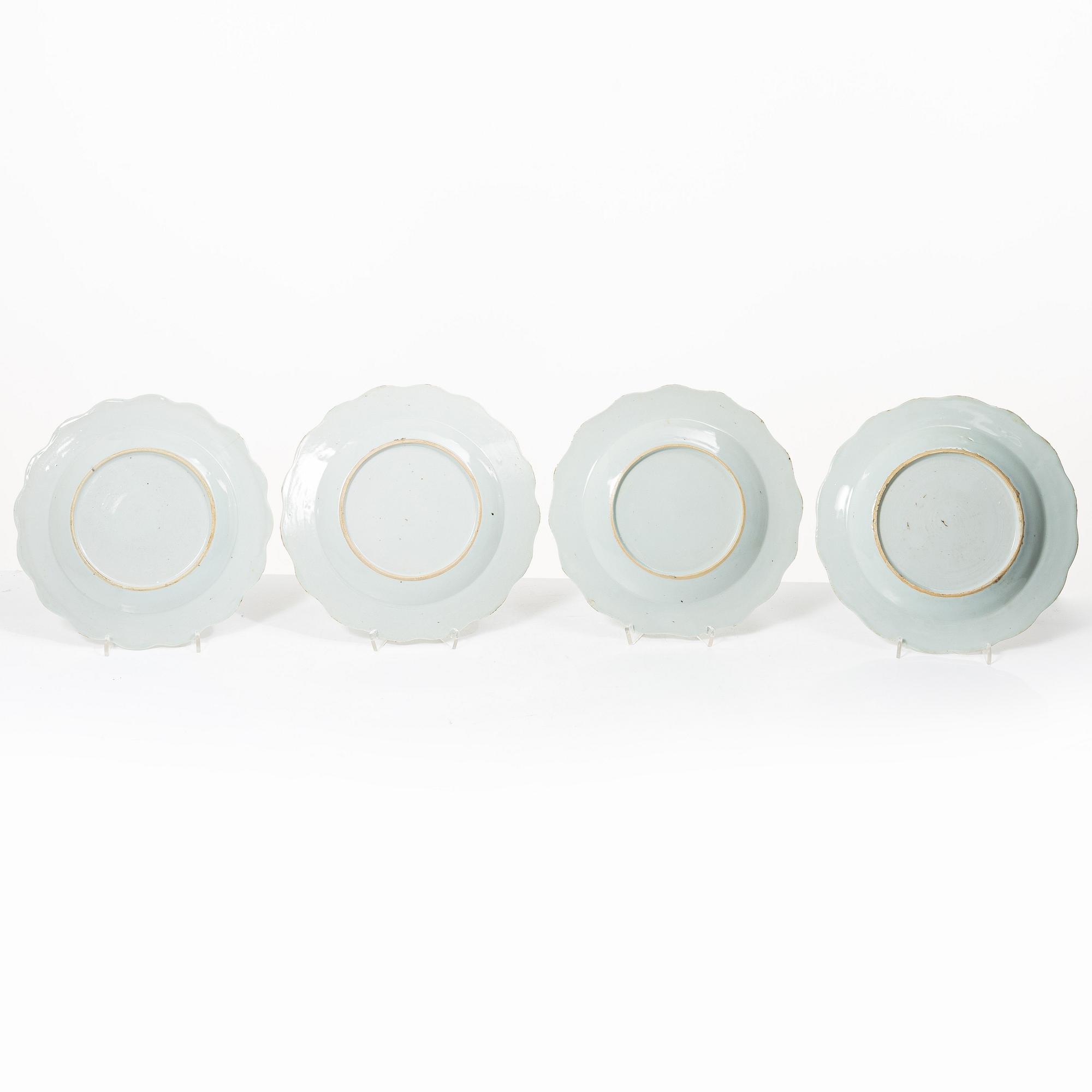 17 Famille Rose export porcelain plates, China, Qianlong (1736-95).