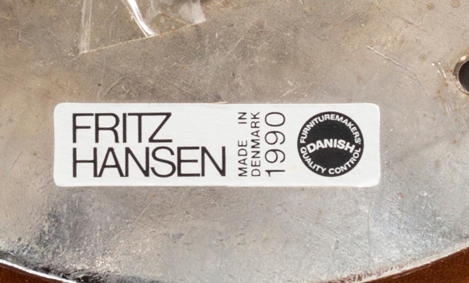 Arne Jacobsen, a "Sjuan" office chair.