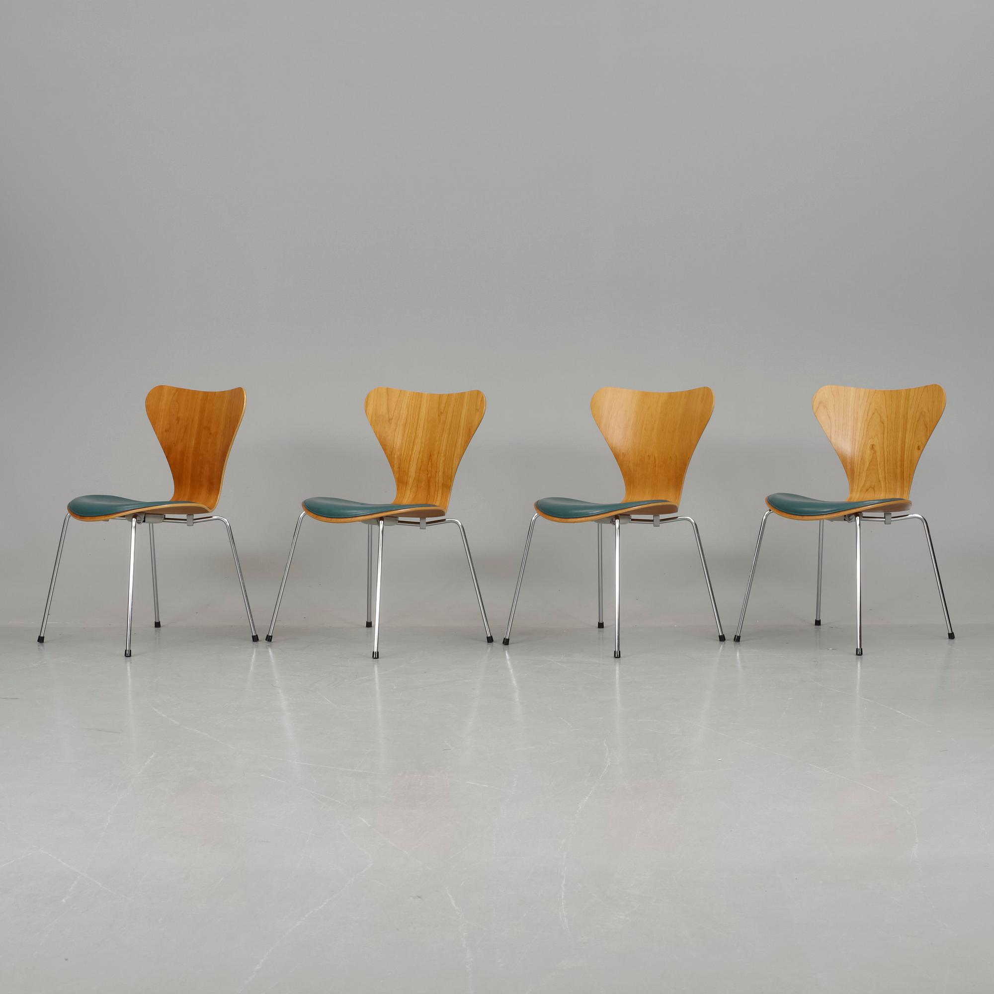 STOLAR, 4 st, "Sjuan", Arne Jacobsen, Fritz Hansen, 1996.